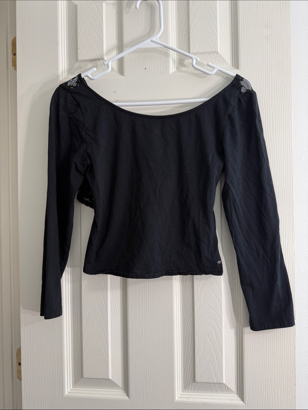 American Eagle Outfitters Black Long-Sleeve Boatneck Top with Lace Shoulders